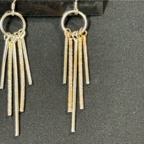 Fashion Silver & Gold Toned Large drop Shaped Dangle Earrings Fish Hook
… - Picture 3 of 5